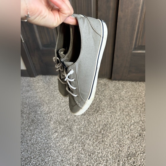 Women’s Sperrys Gray - Picture 2 of 2